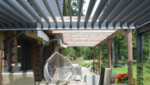 pergola w ogrodzie
